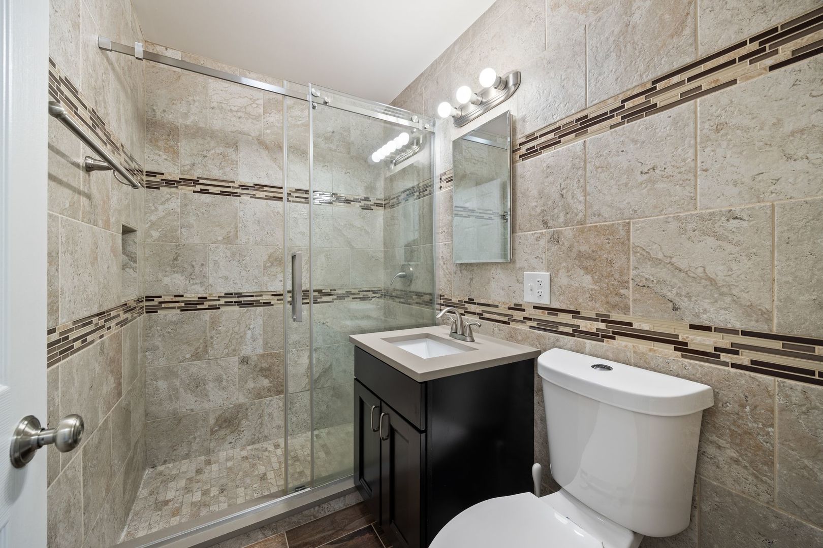 7905 Garden Court, Bridgeview, IL 60455