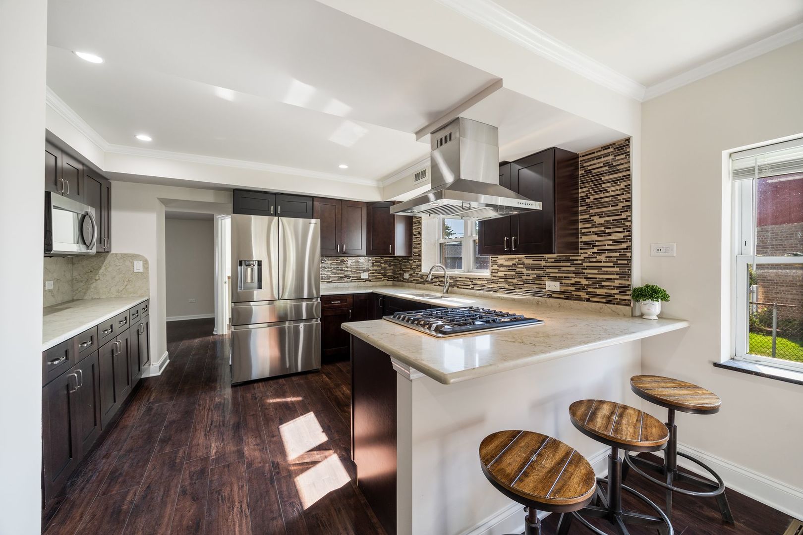 7905 Garden Court, Bridgeview, IL 60455