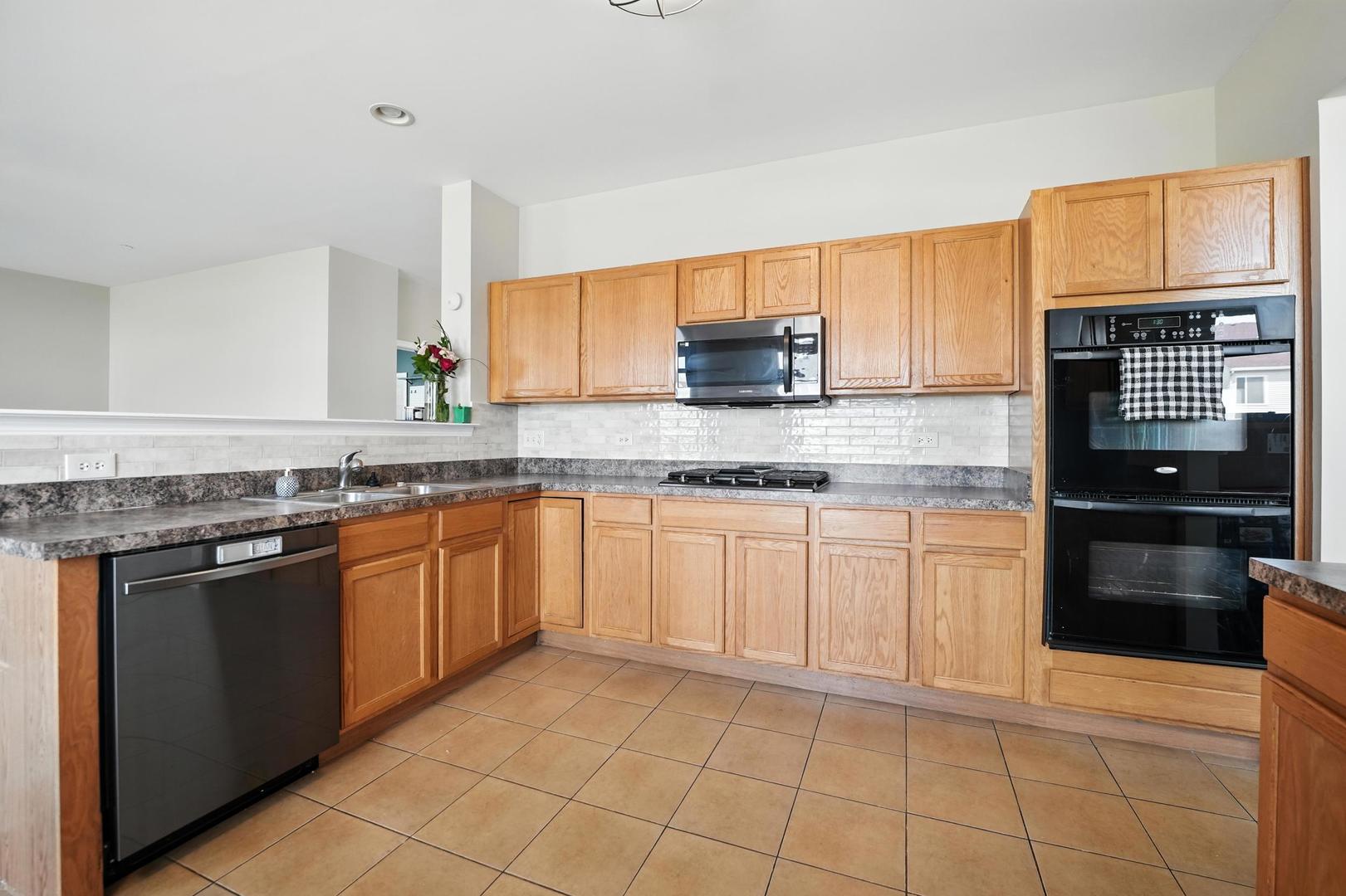 6608 Pasture Side Trail, Matteson, IL 60443