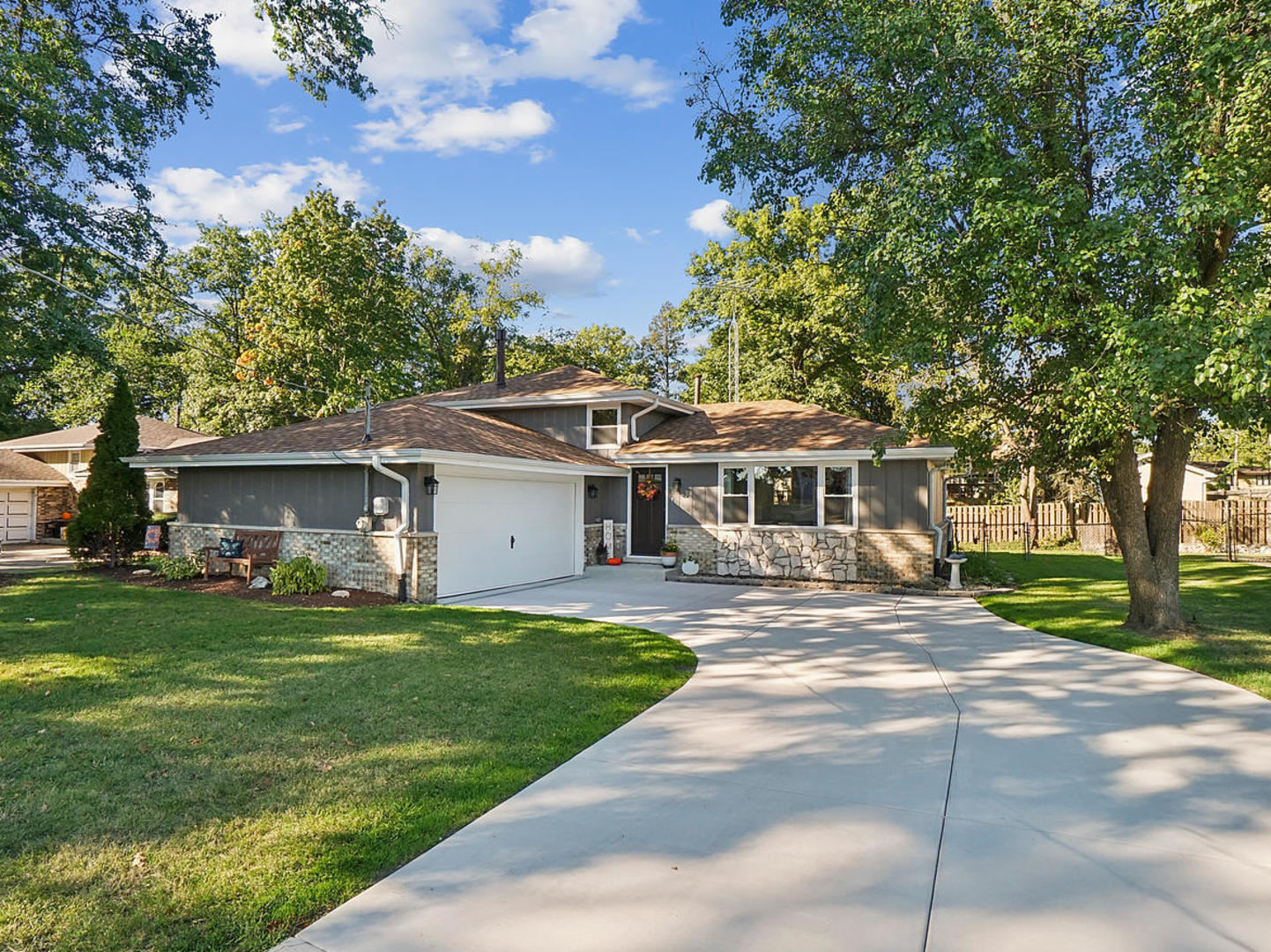 125 Kimber Drive, New Lenox, IL 60451