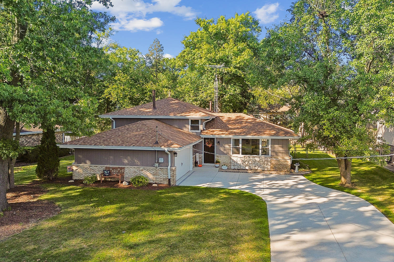 125 Kimber Drive, New Lenox, IL 60451