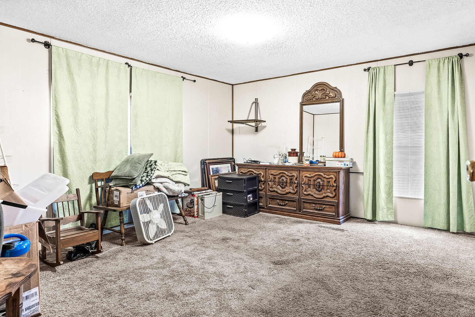 1 Christine Way, Bloomington, IL 61701