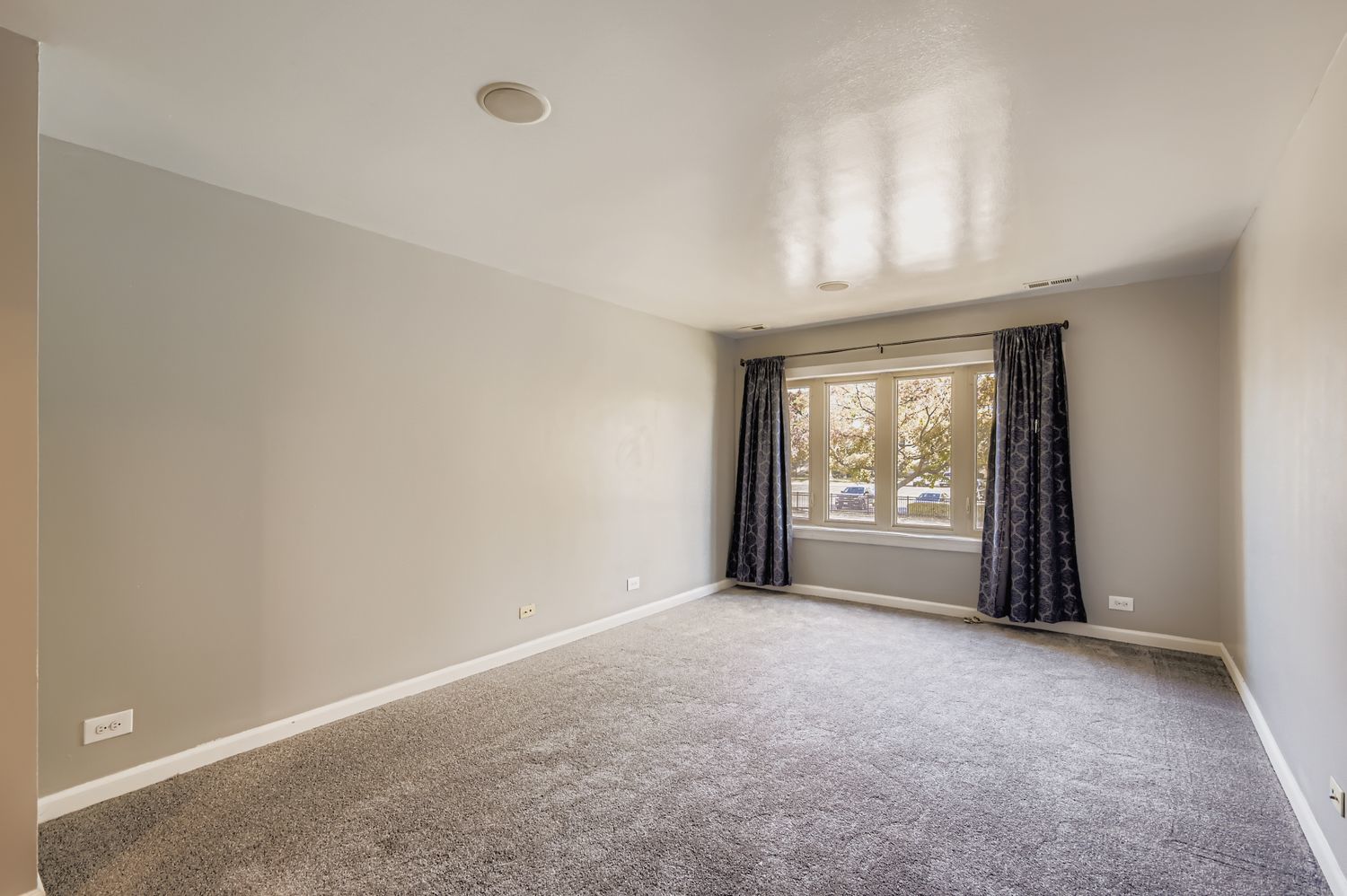 10048 S Pulaski Road #1E, Oak Lawn, IL 60453