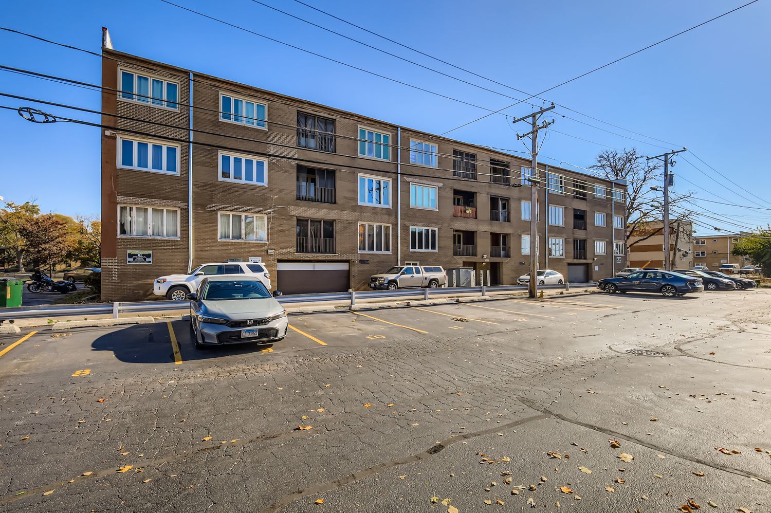 10048 S Pulaski Road #1E, Oak Lawn, IL 60453