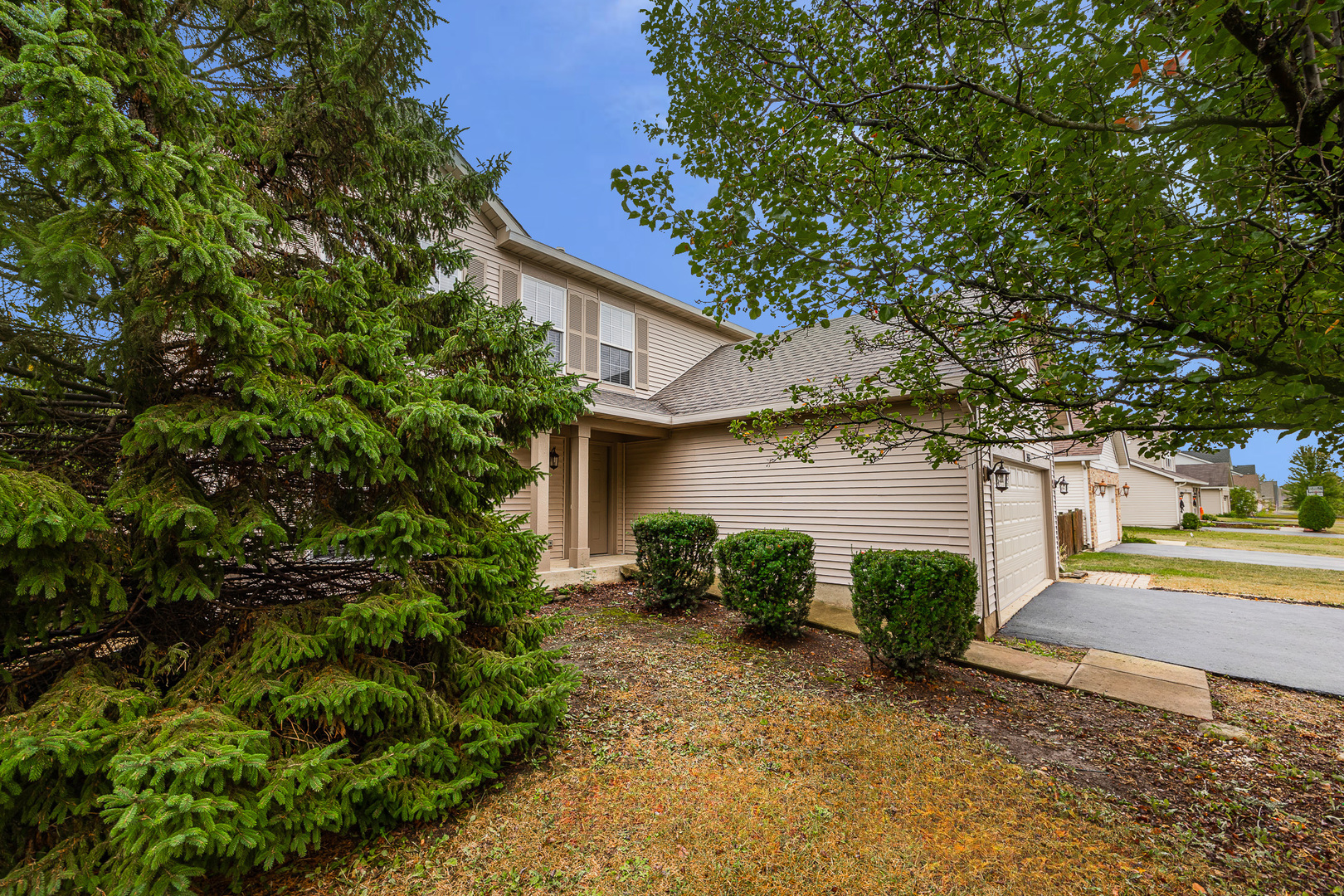 353 Foster Way, Bolingbrook, IL 60440