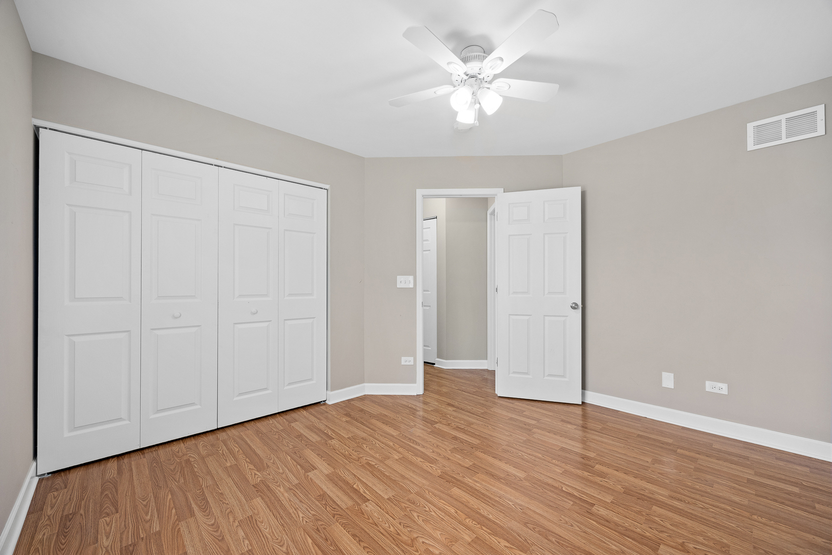 353 Foster Way, Bolingbrook, IL 60440