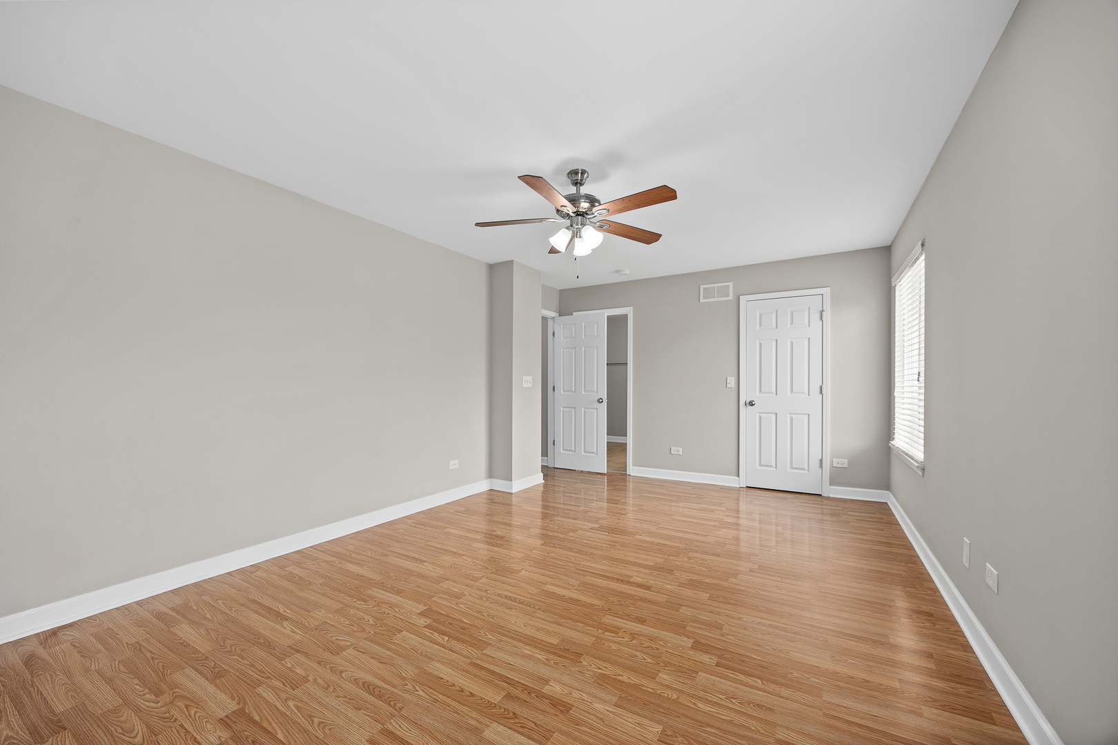 353 Foster Way, Bolingbrook, IL 60440