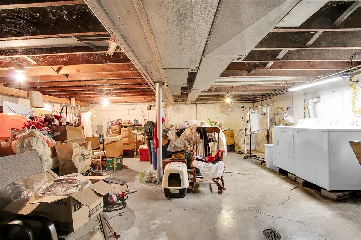 13134 Sacramento Avenue, Blue Island, IL 60406