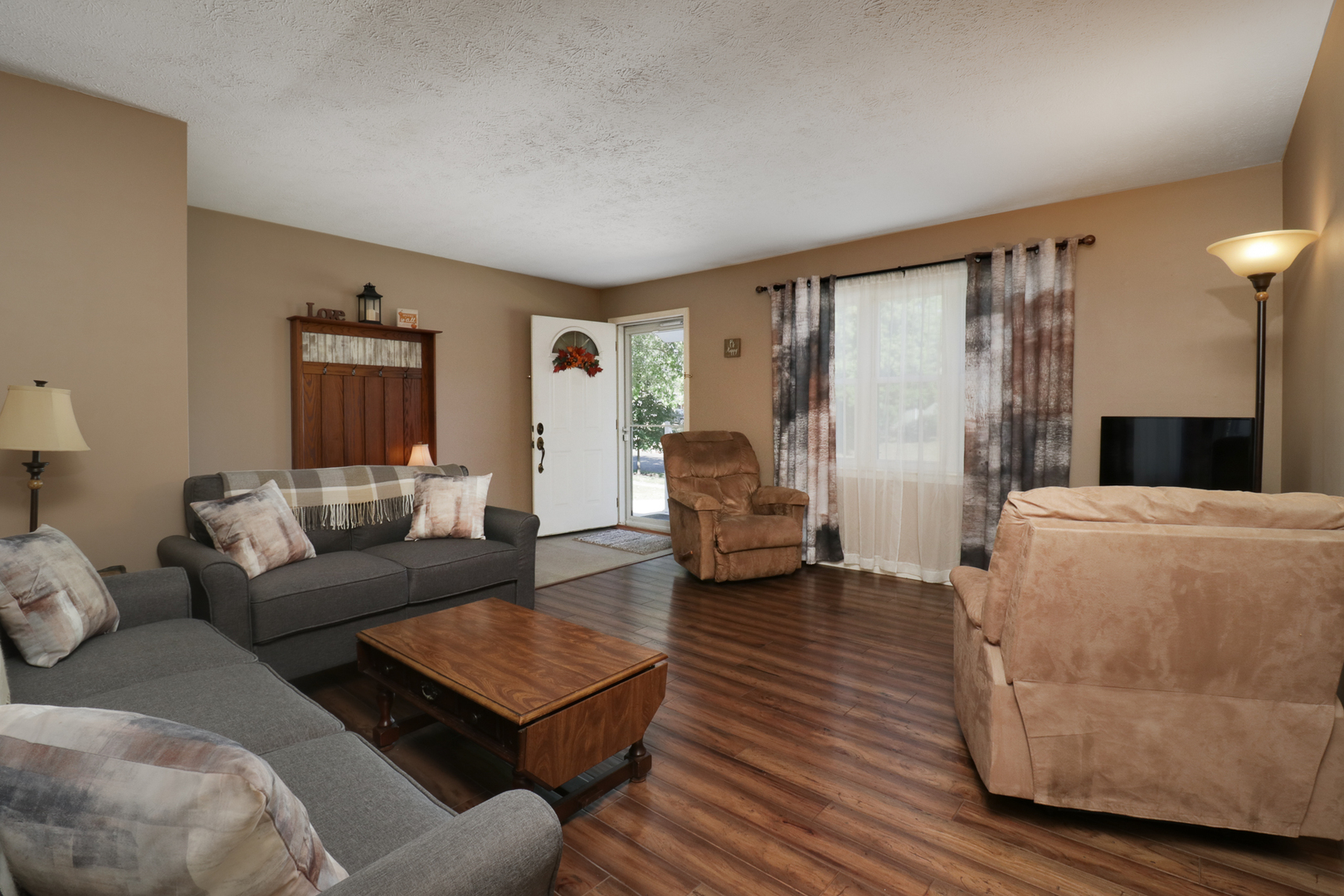 3 Kenfield Circle, Bloomington, IL 61704