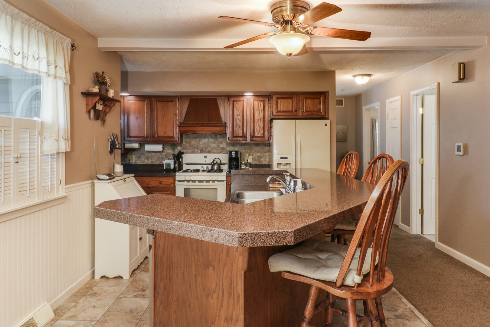 3 Kenfield Circle, Bloomington, IL 61704