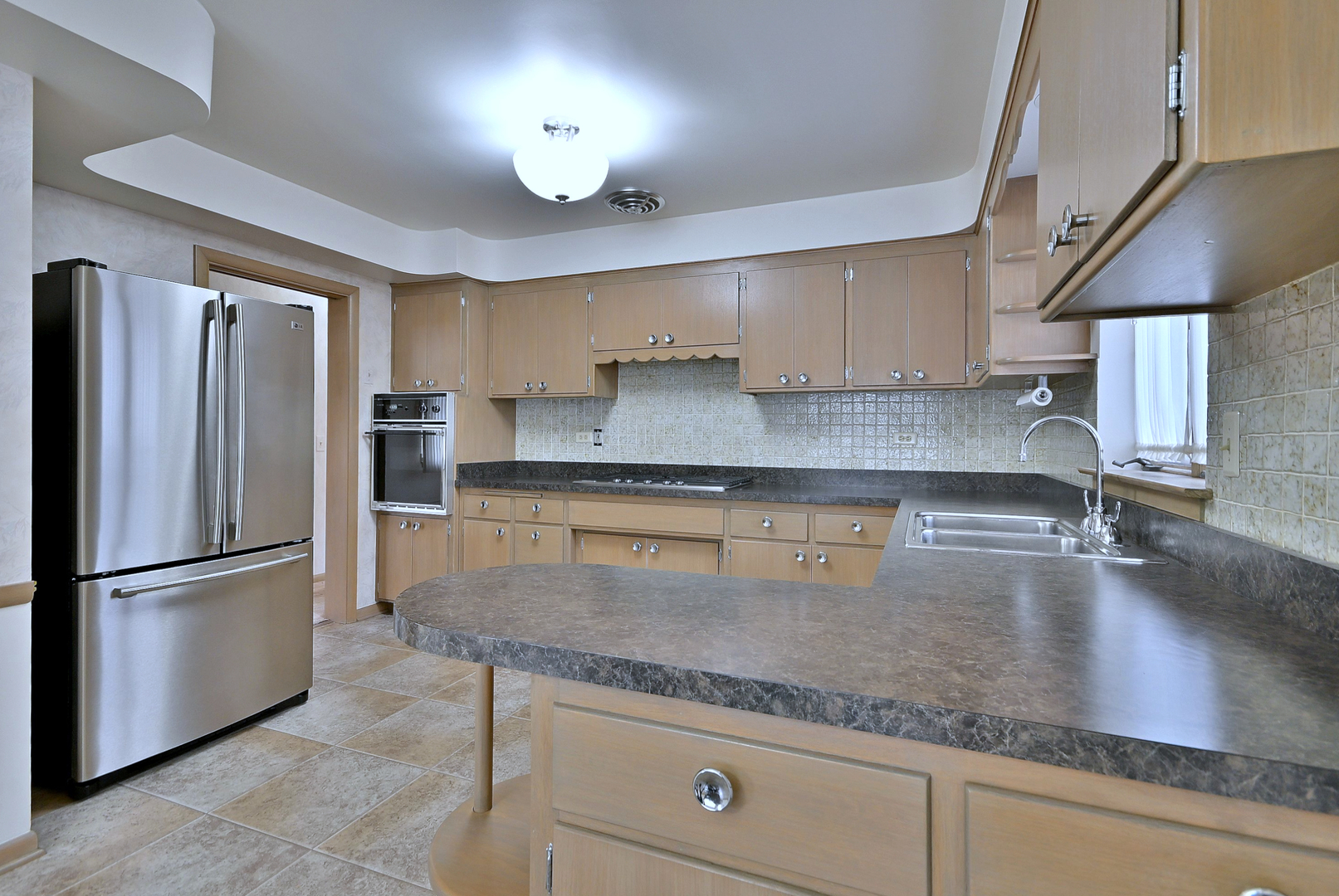 8144 N Osceola Avenue, Niles, IL 60714
