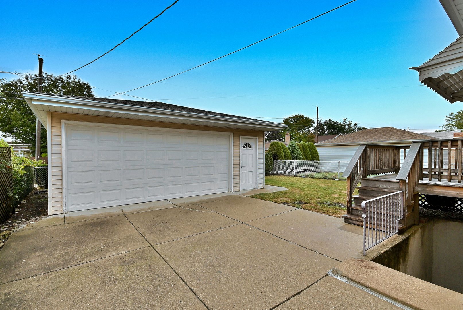 8144 N Osceola Avenue, Niles, IL 60714