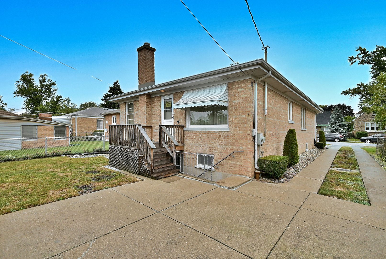 8144 N Osceola Avenue, Niles, IL 60714