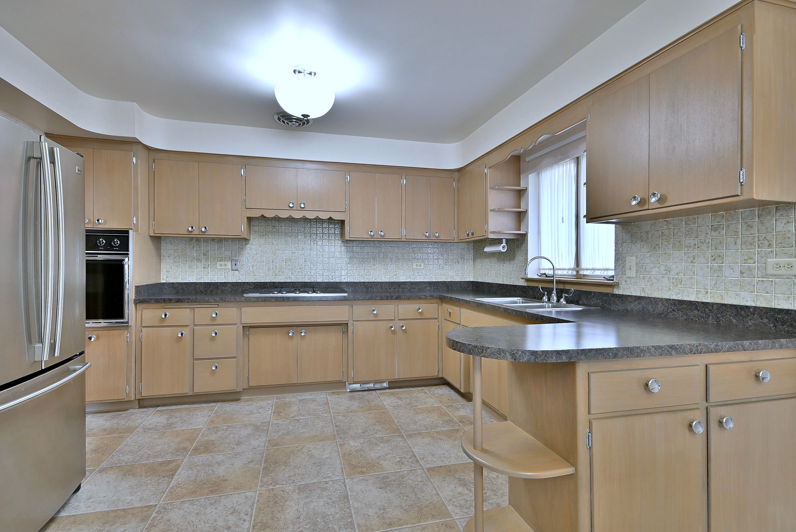 8144 N Osceola Avenue, Niles, IL 60714