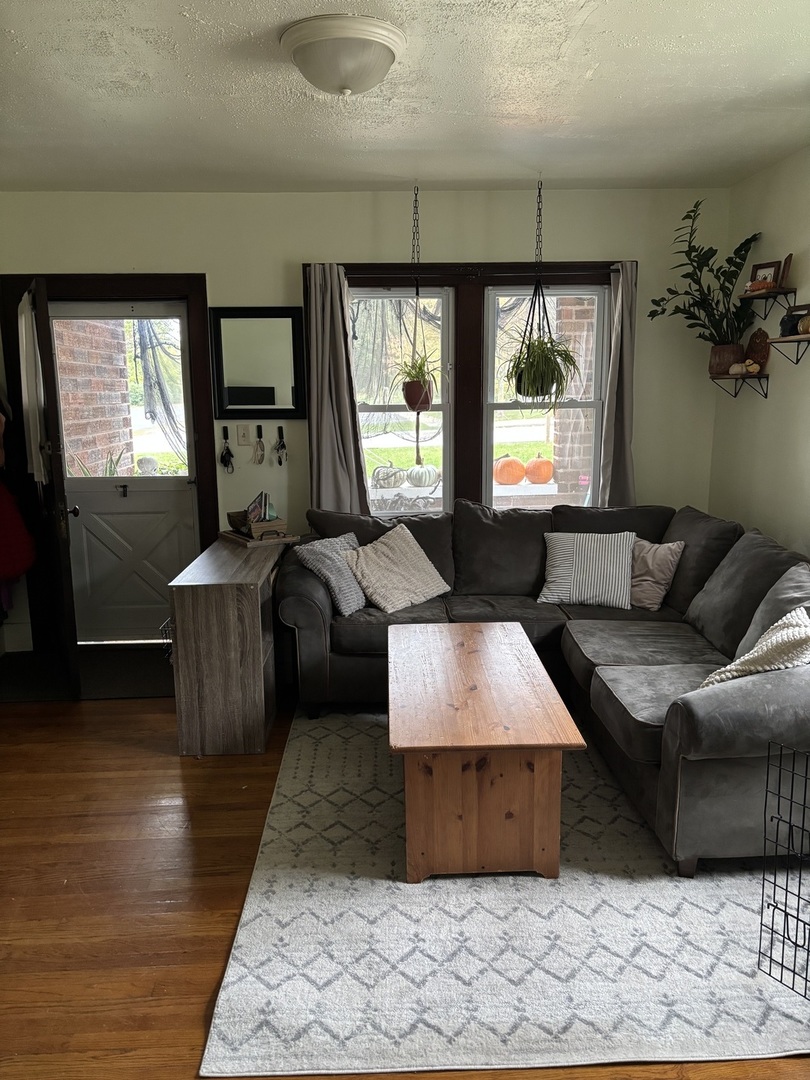 0S210 Church Street, Winfield, IL 60190