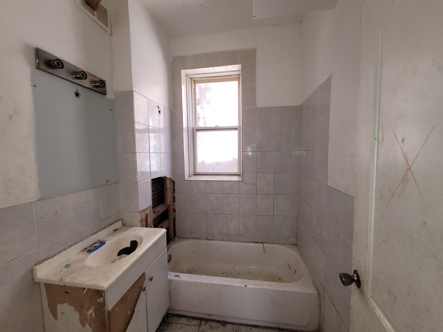 5732 S Sangamon Street, Chicago, IL 60621