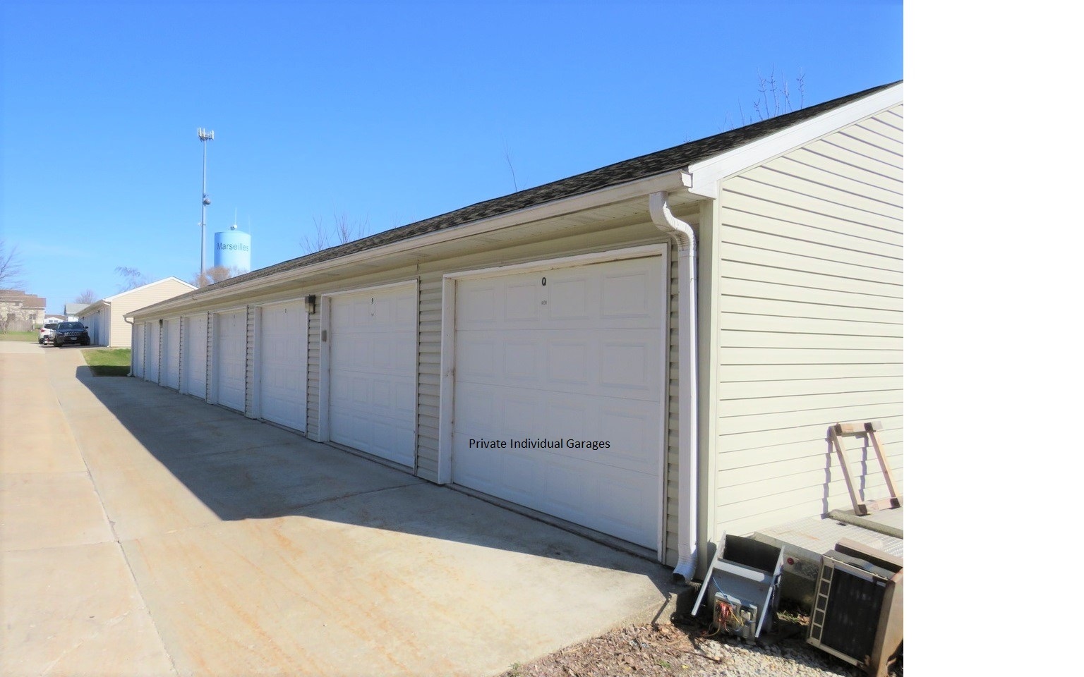 1000 Bratton Avenue #6, Marseilles, IL 61341