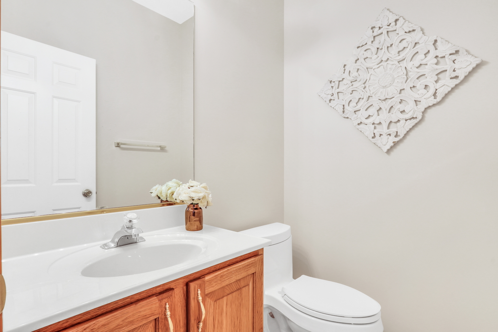 1075 Suffolk Court, Gurnee, IL 60031