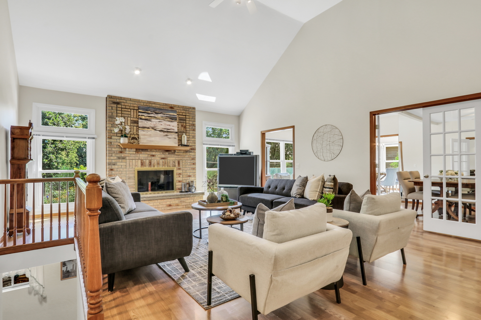 1075 Suffolk Court, Gurnee, IL 60031