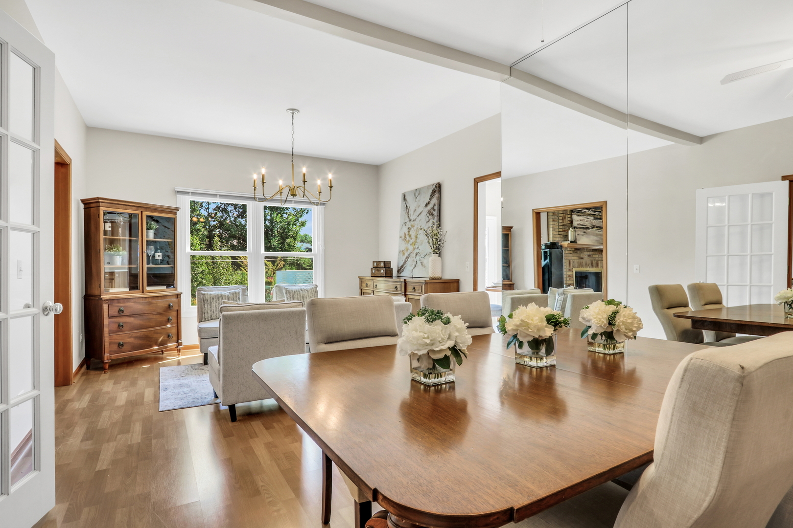 1075 Suffolk Court, Gurnee, IL 60031