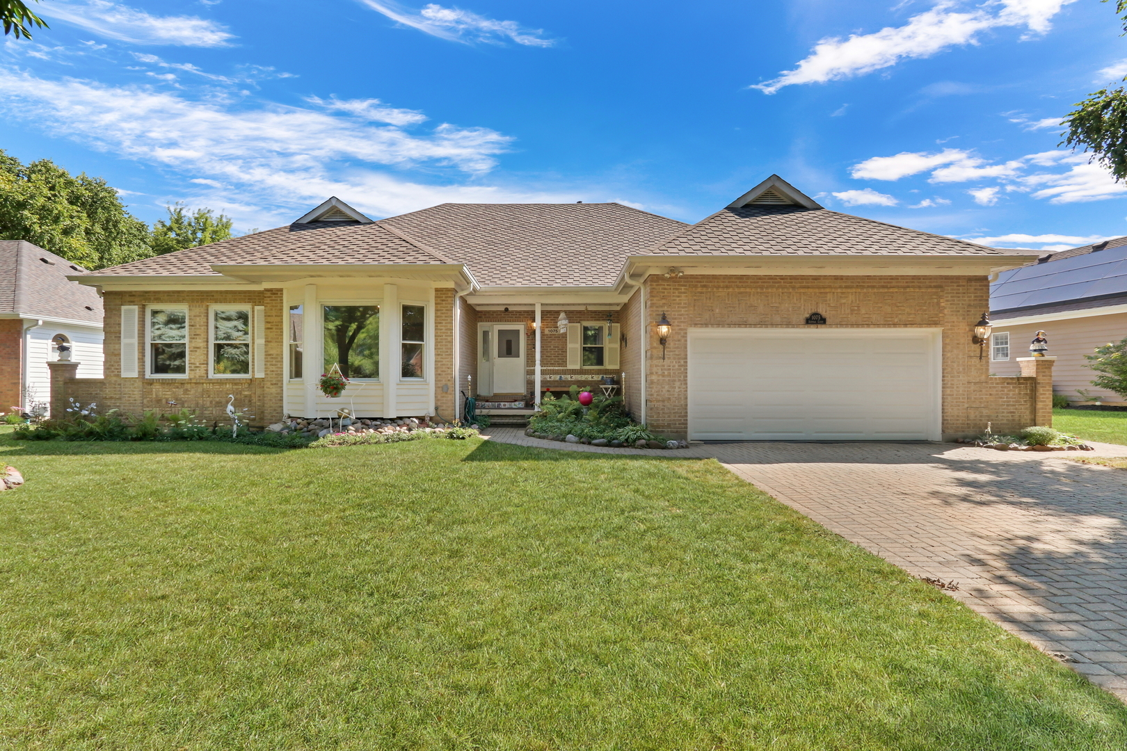 1075 Suffolk Court, Gurnee, IL 60031