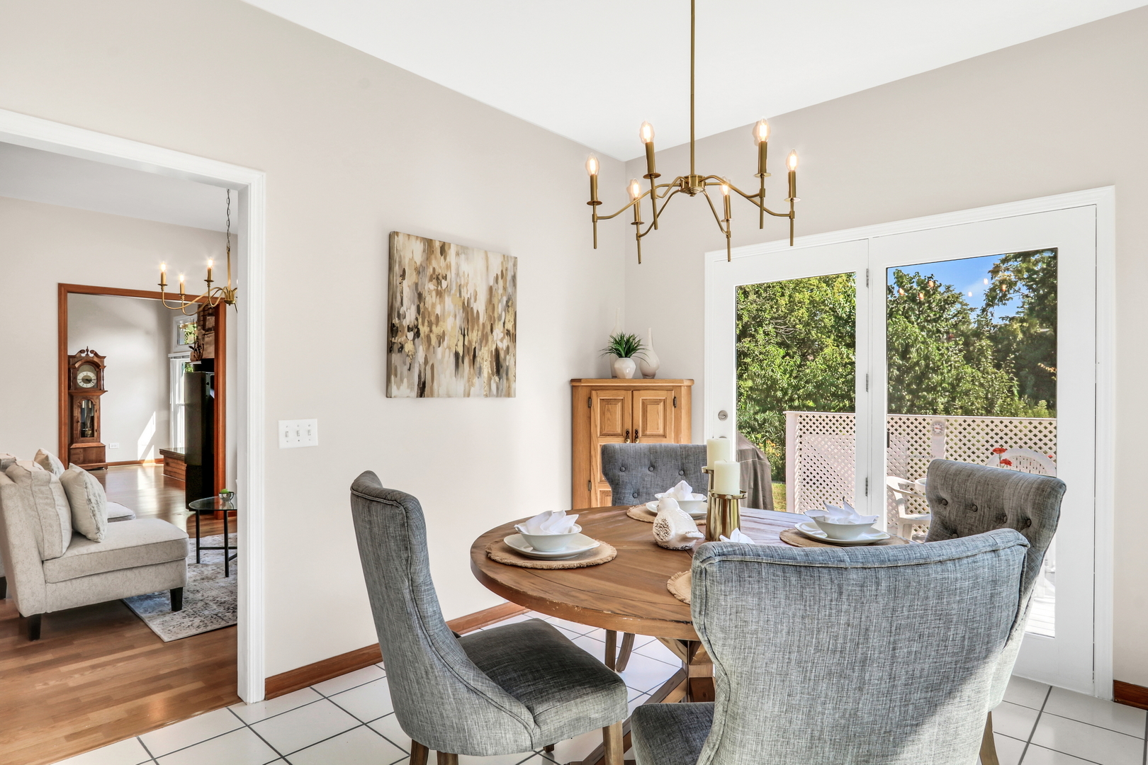 1075 Suffolk Court, Gurnee, IL 60031