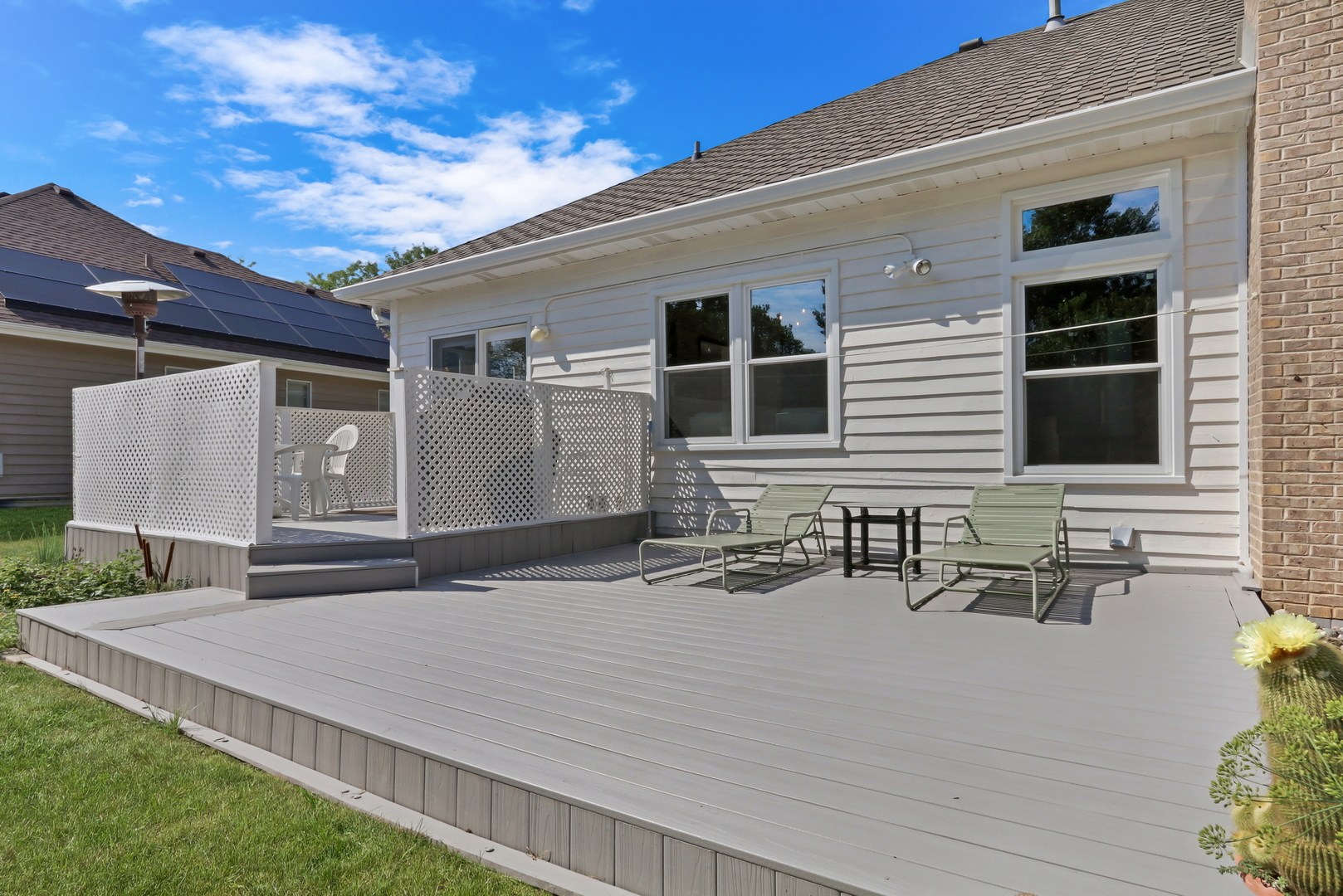 1075 Suffolk Court, Gurnee, IL 60031