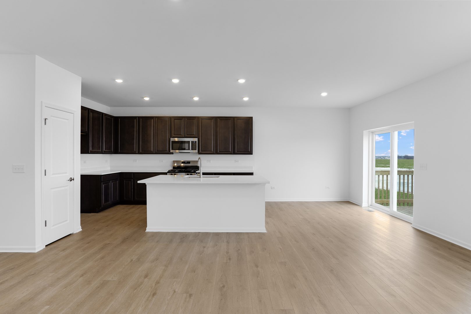 167 Henderson Street, Oswego, IL 60543