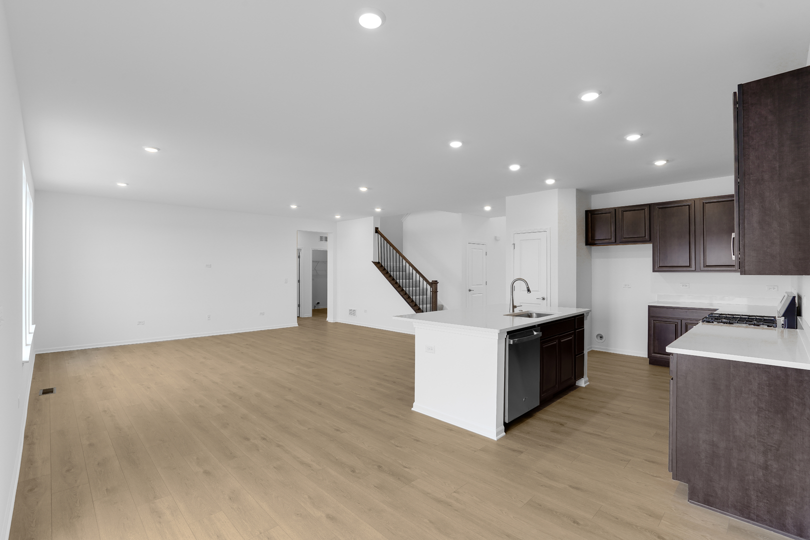 167 Henderson Street, Oswego, IL 60543