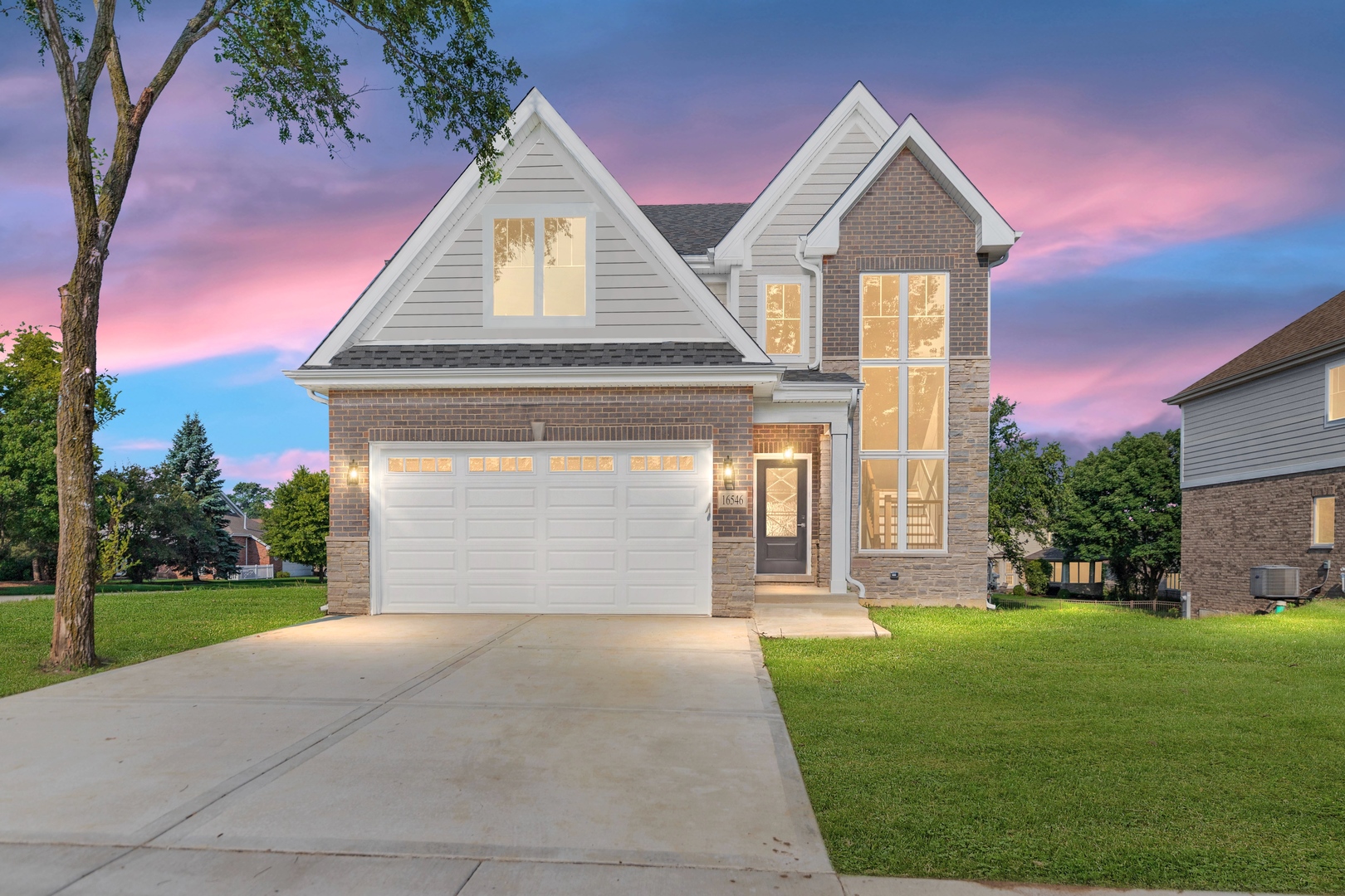 16546 Pear Avenue, Orland Park, IL 60462