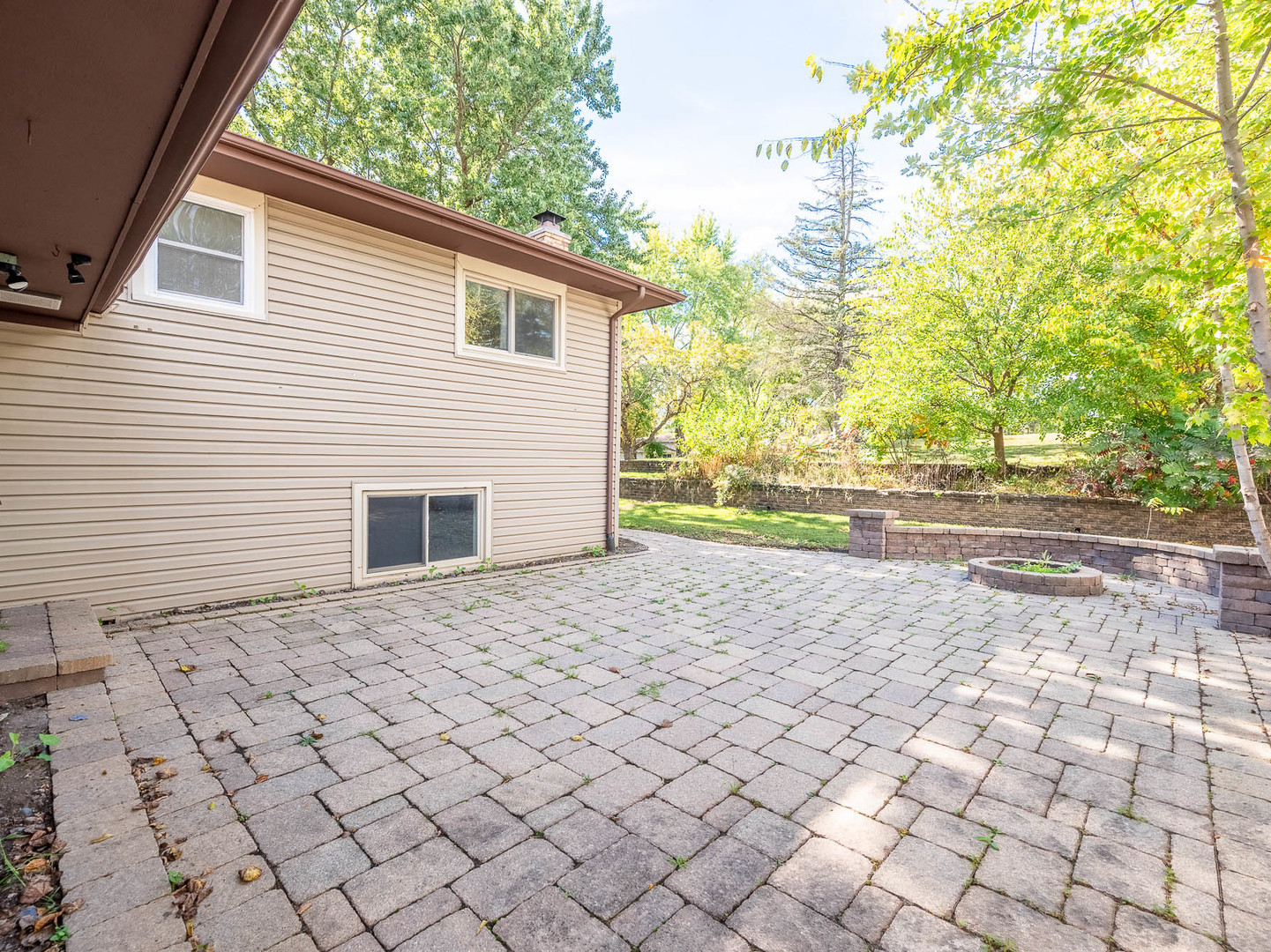 978 Sycamore Lane, Bartlett, IL 60103