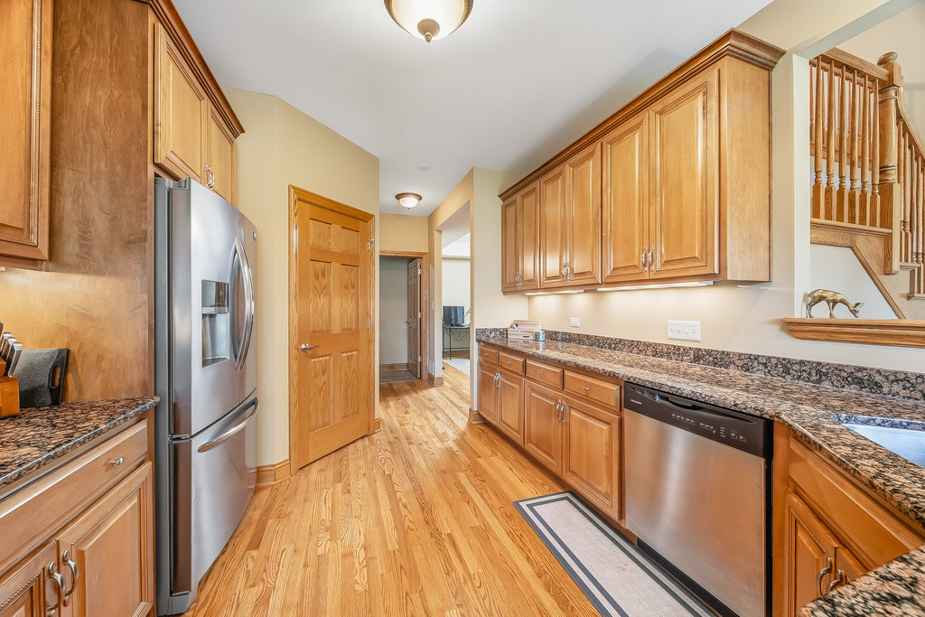 20373 Mackinac Point Drive, Frankfort, IL 60423