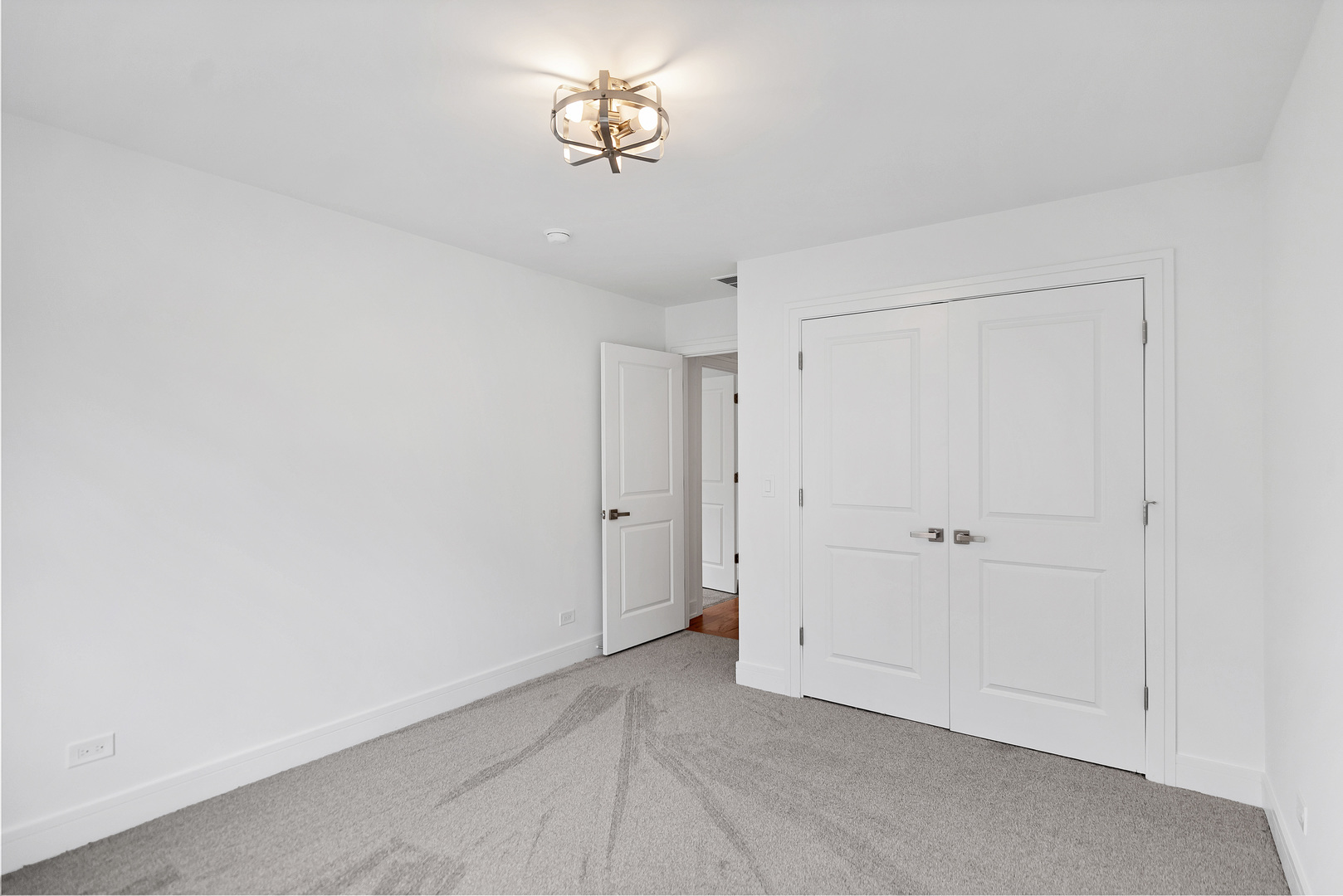 16540 Pear Avenue, Orland Park, IL 60467