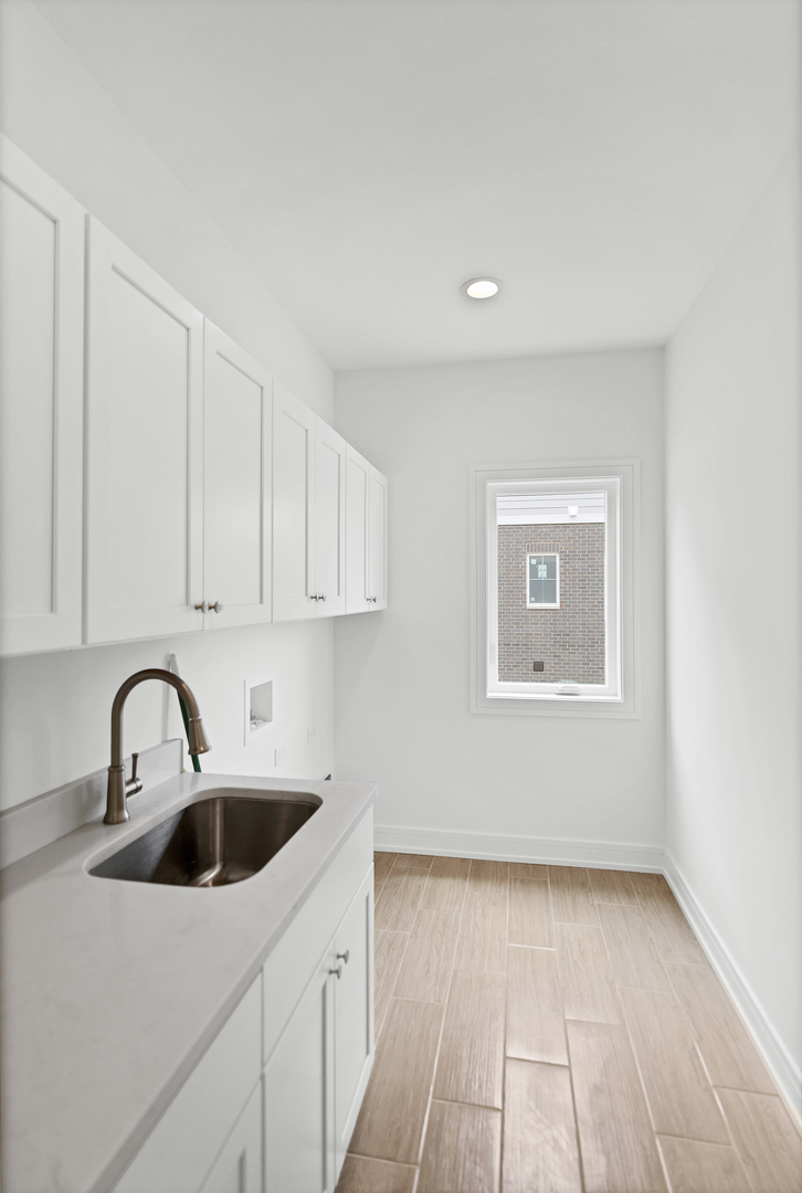 16540 Pear Avenue, Orland Park, IL 60467