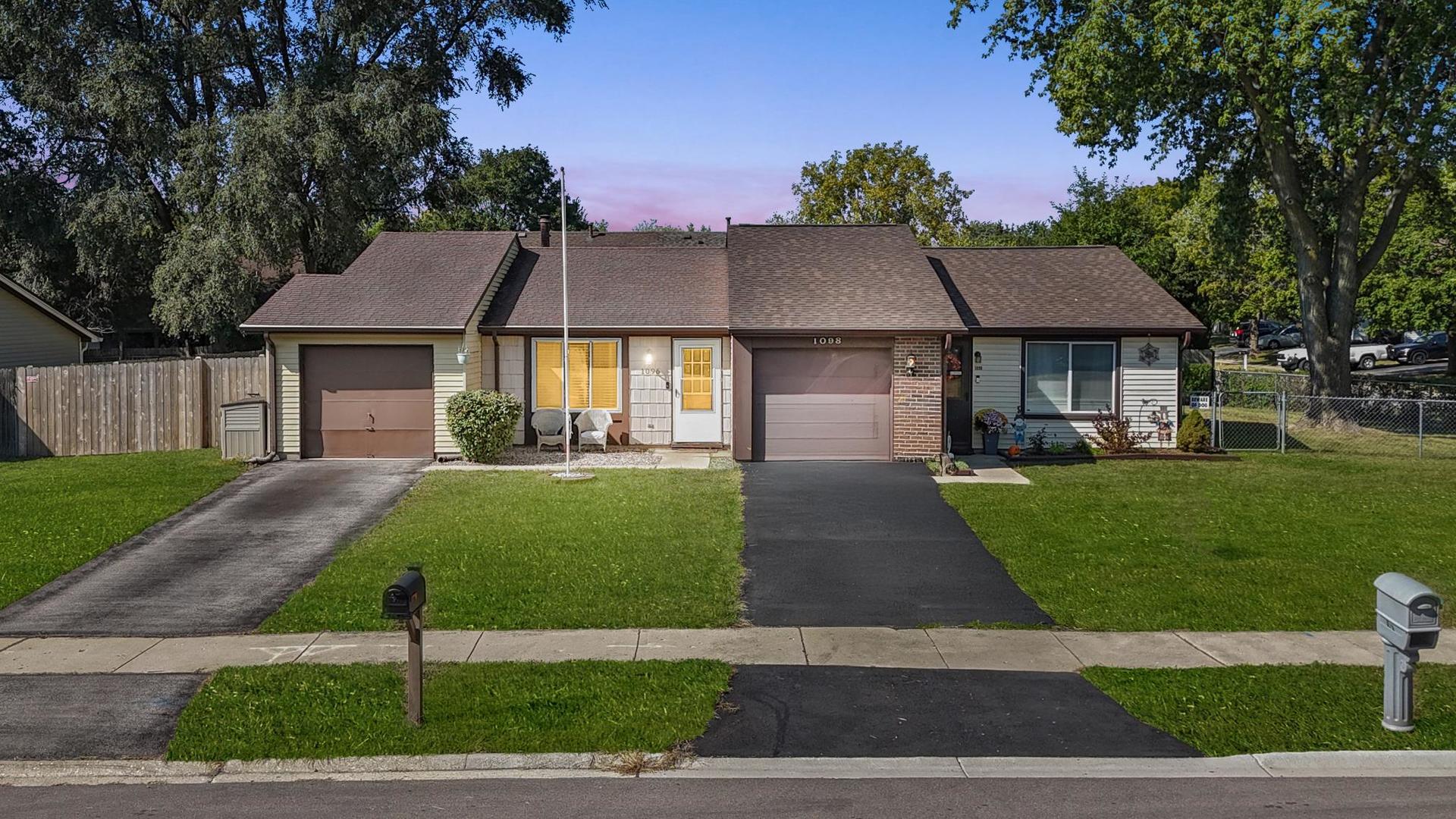 1096 Pheasant Run Lane, Aurora, IL 60504