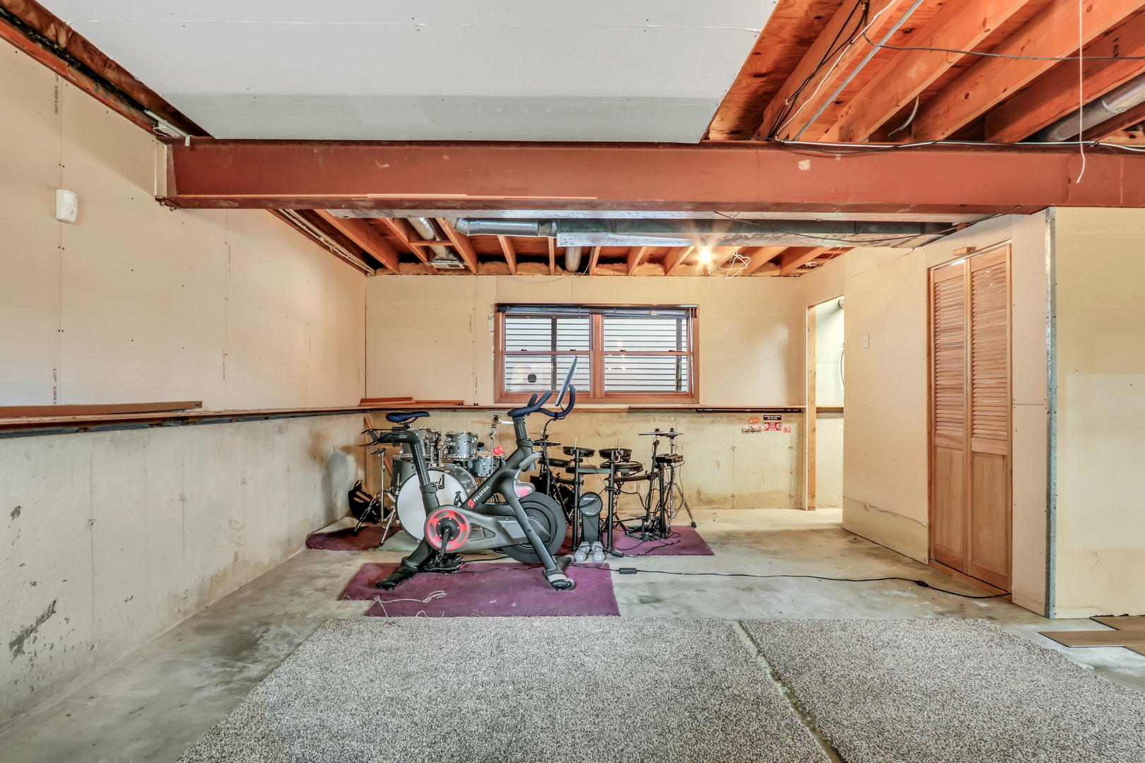 18 Sheehan Drive, Lake Villa, IL 60046