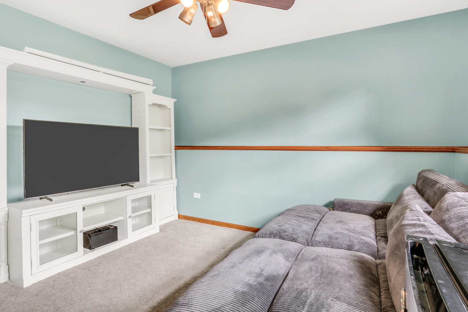 18 Sheehan Drive, Lake Villa, IL 60046