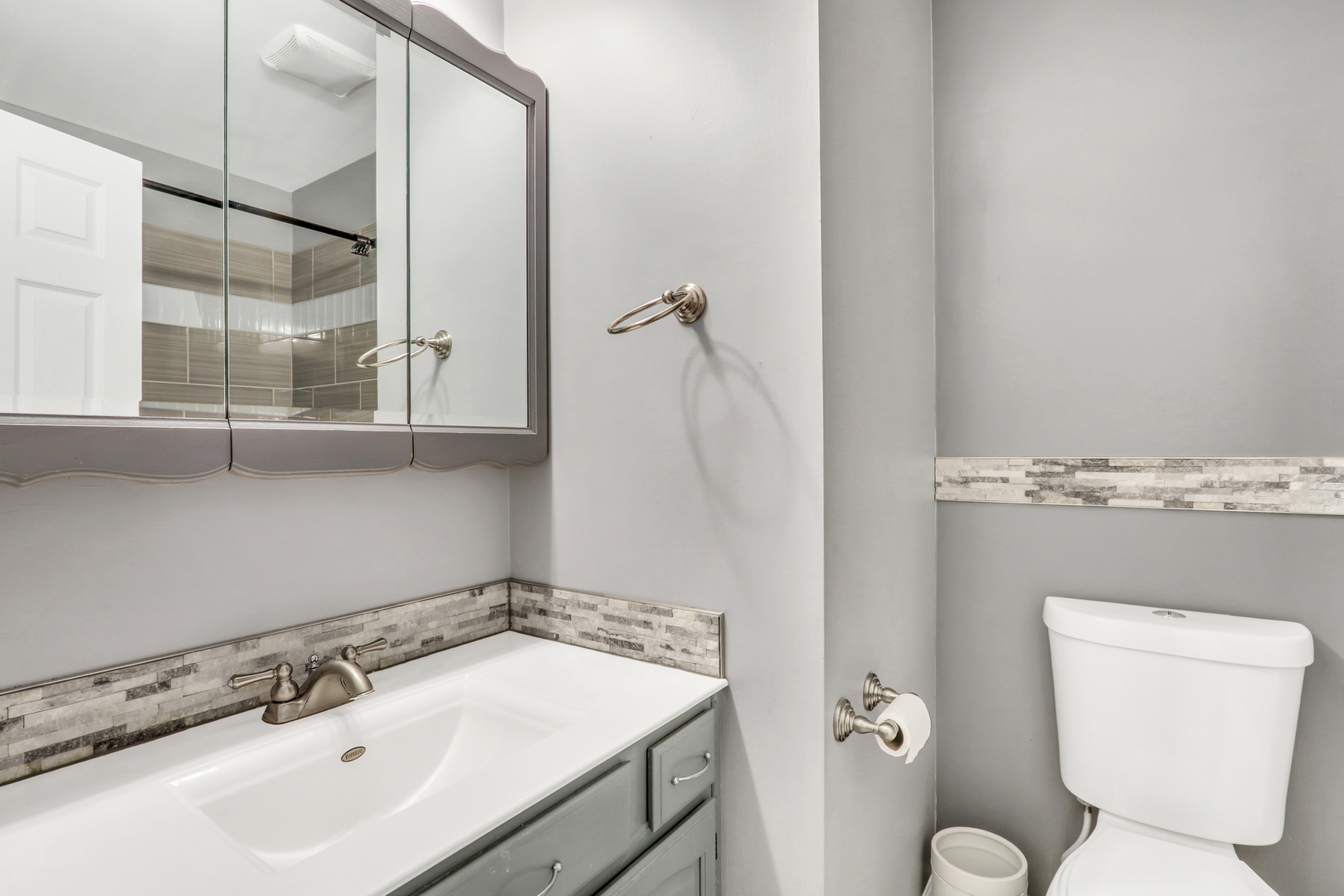 18 Sheehan Drive, Lake Villa, IL 60046