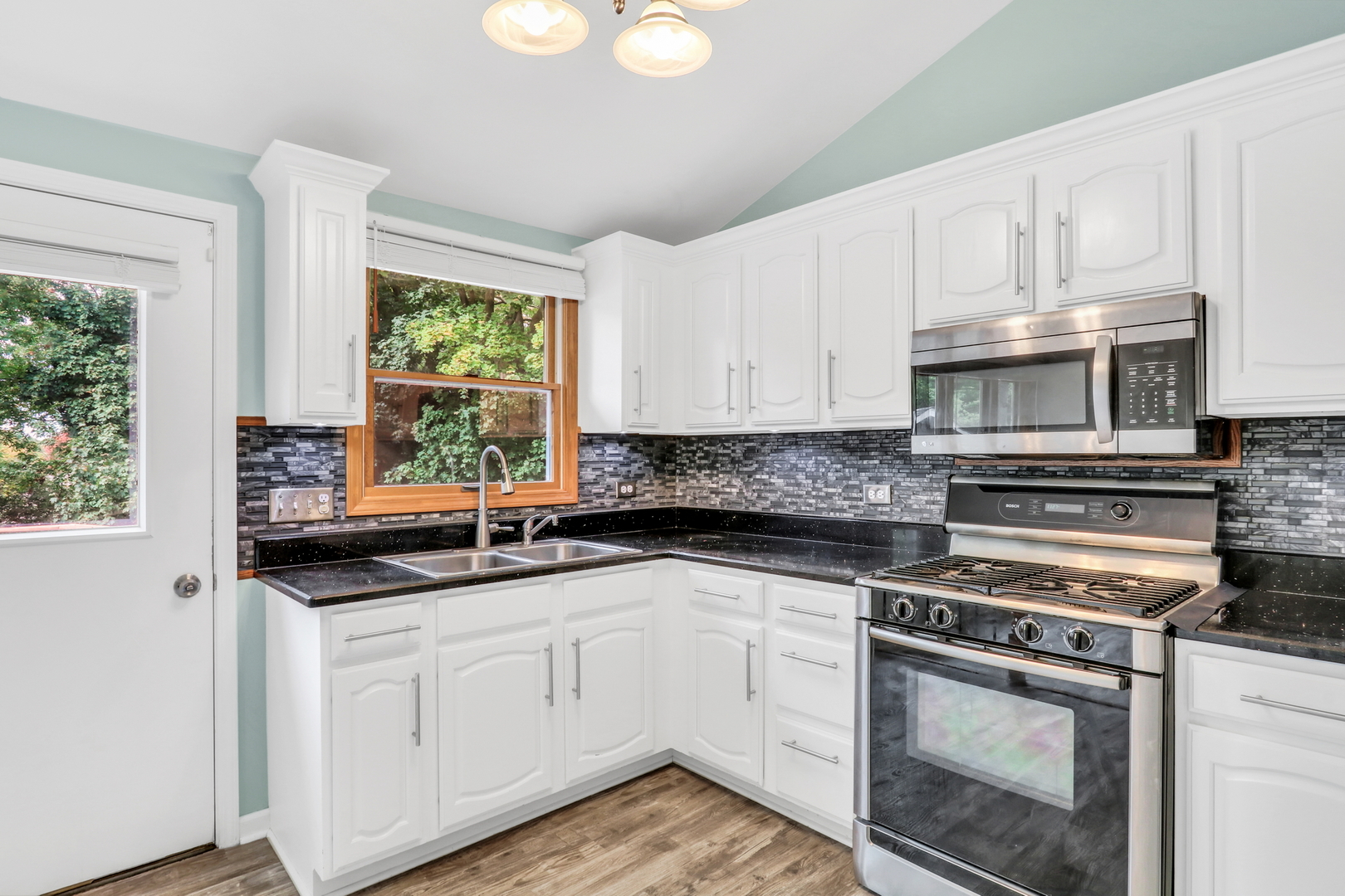 18 Sheehan Drive, Lake Villa, IL 60046