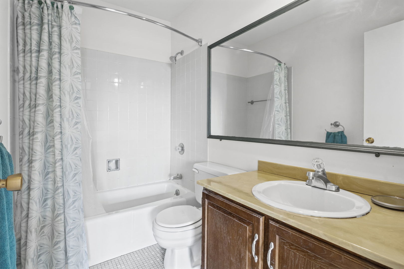 850 Wellington Avenue #311, Elk Grove Village, IL 60007