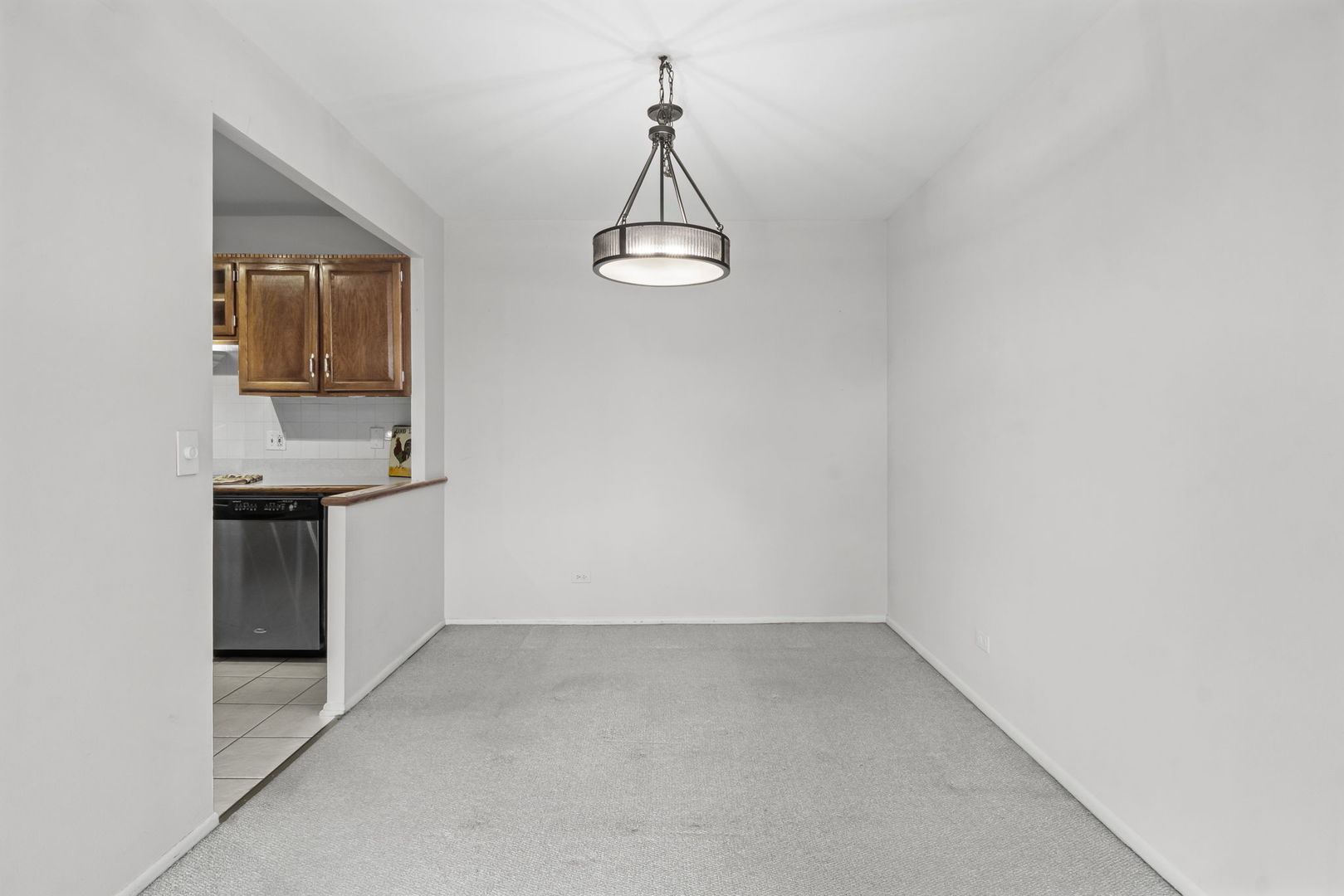 850 Wellington Avenue #311, Elk Grove Village, IL 60007
