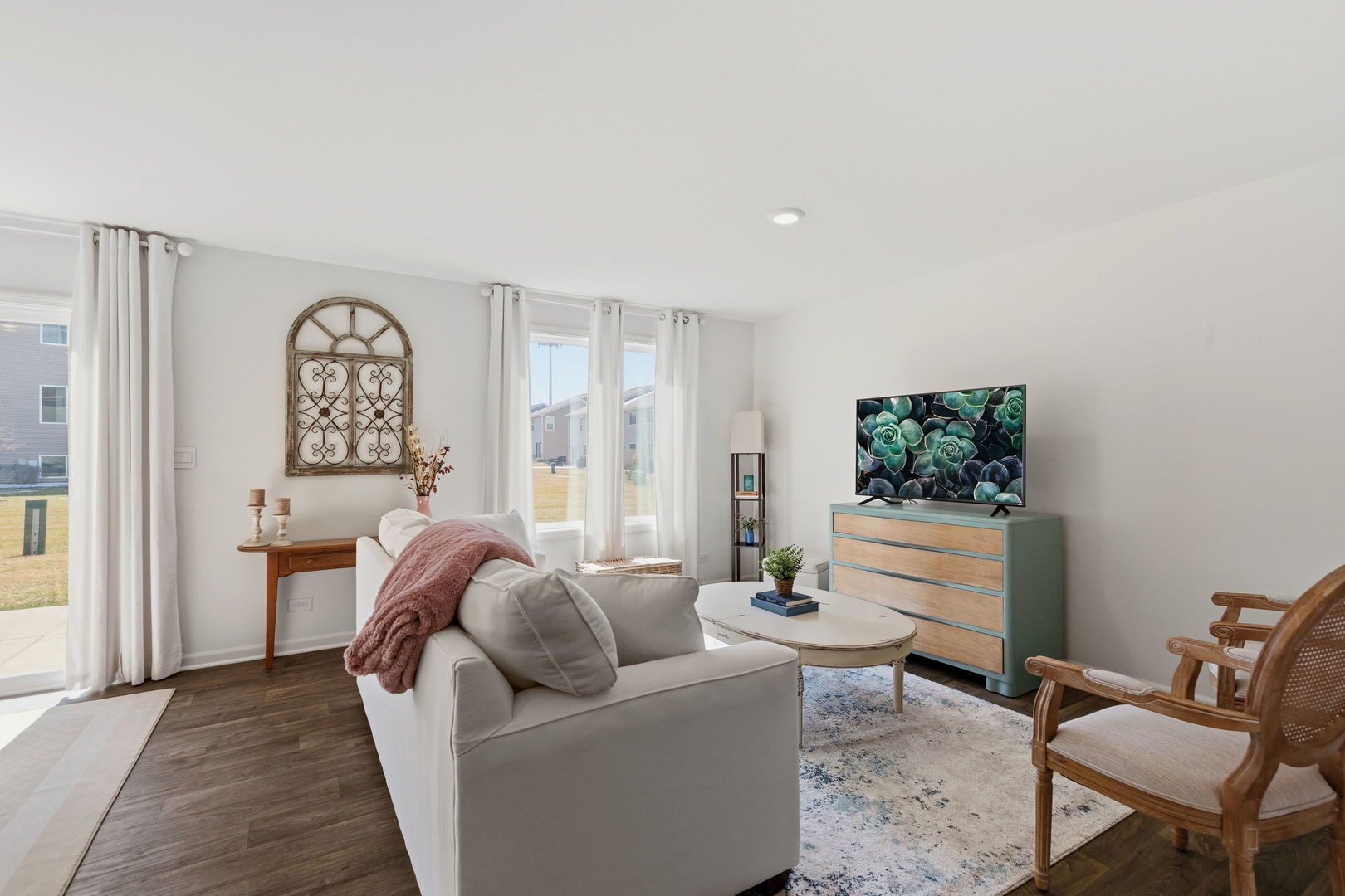 717 Wellington Lane, Cary, IL 60013