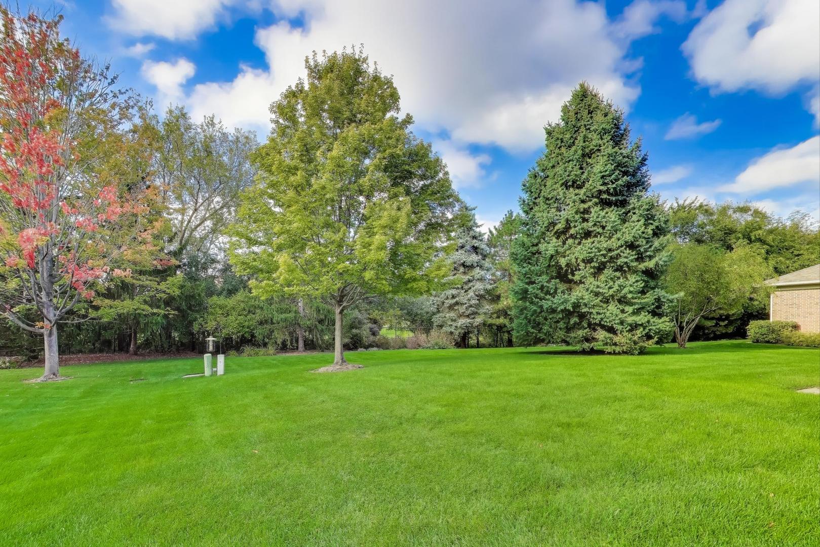 2050 Meadowview Court, Northbrook, IL 60062