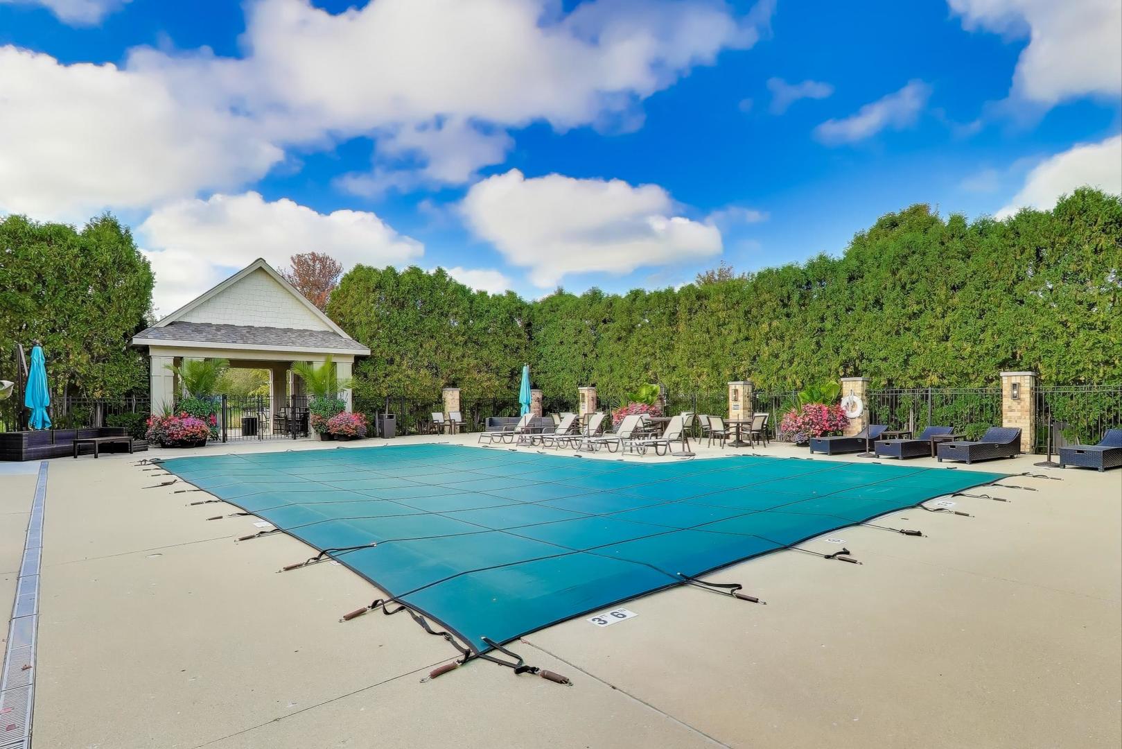 2050 Meadowview Court, Northbrook, IL 60062