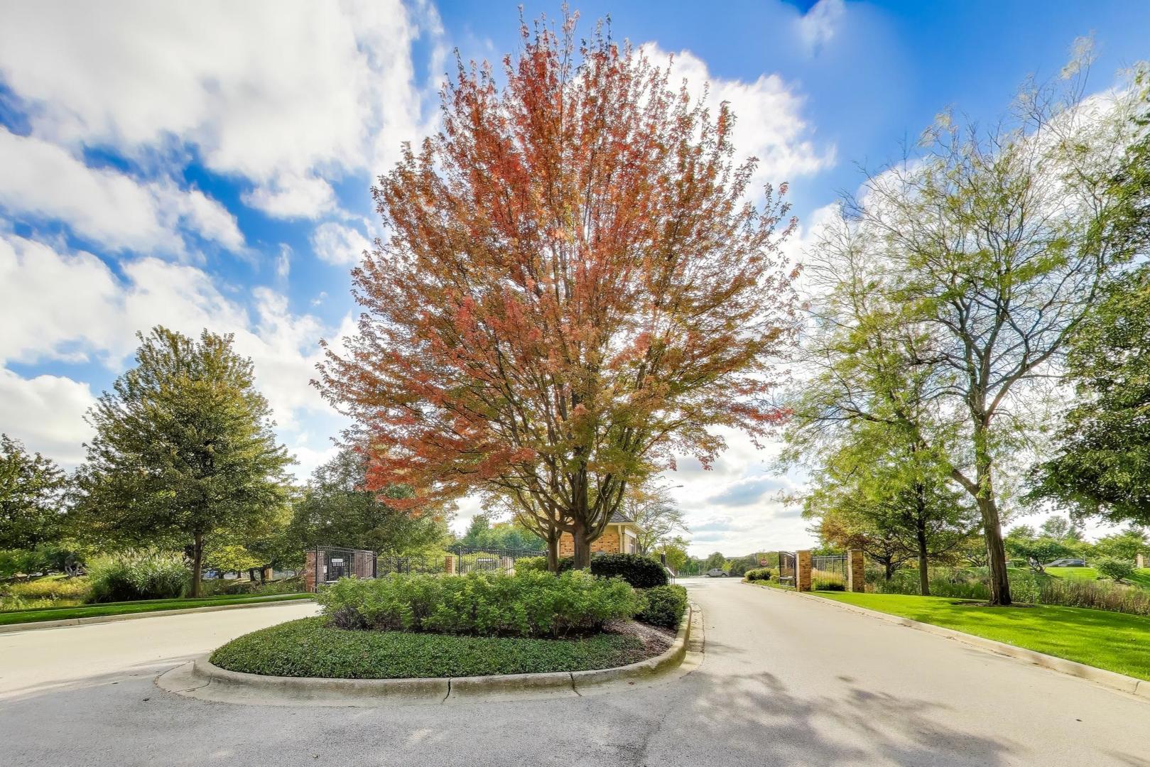 2050 Meadowview Court, Northbrook, IL 60062