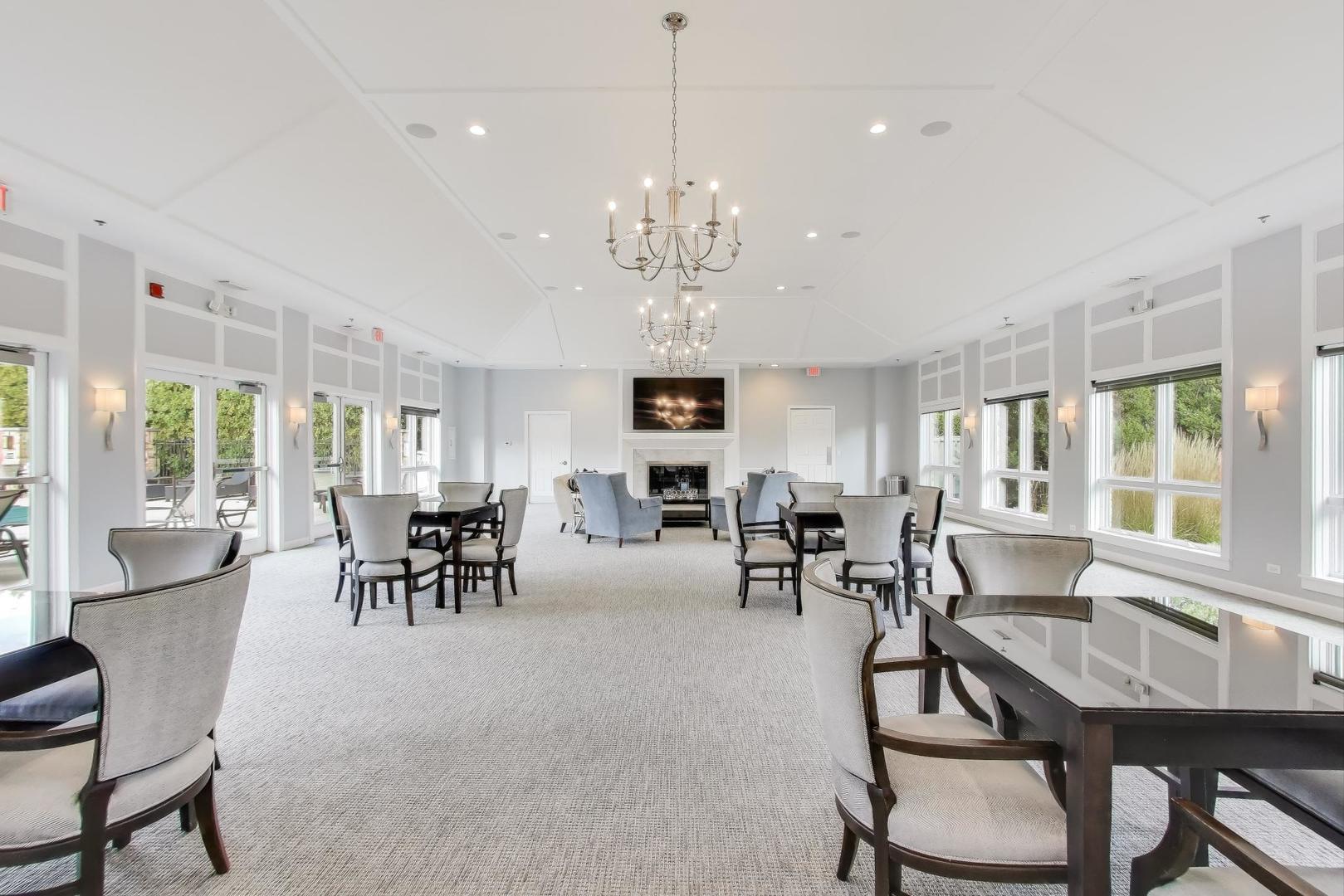 2050 Meadowview Court, Northbrook, IL 60062