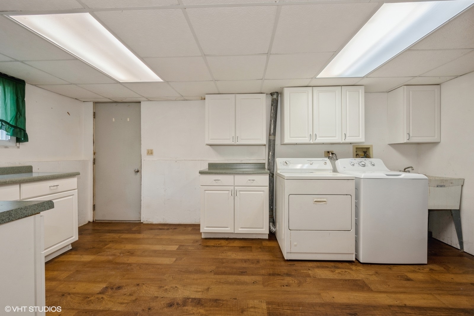 102 Mary Street, Oswego, IL 60543