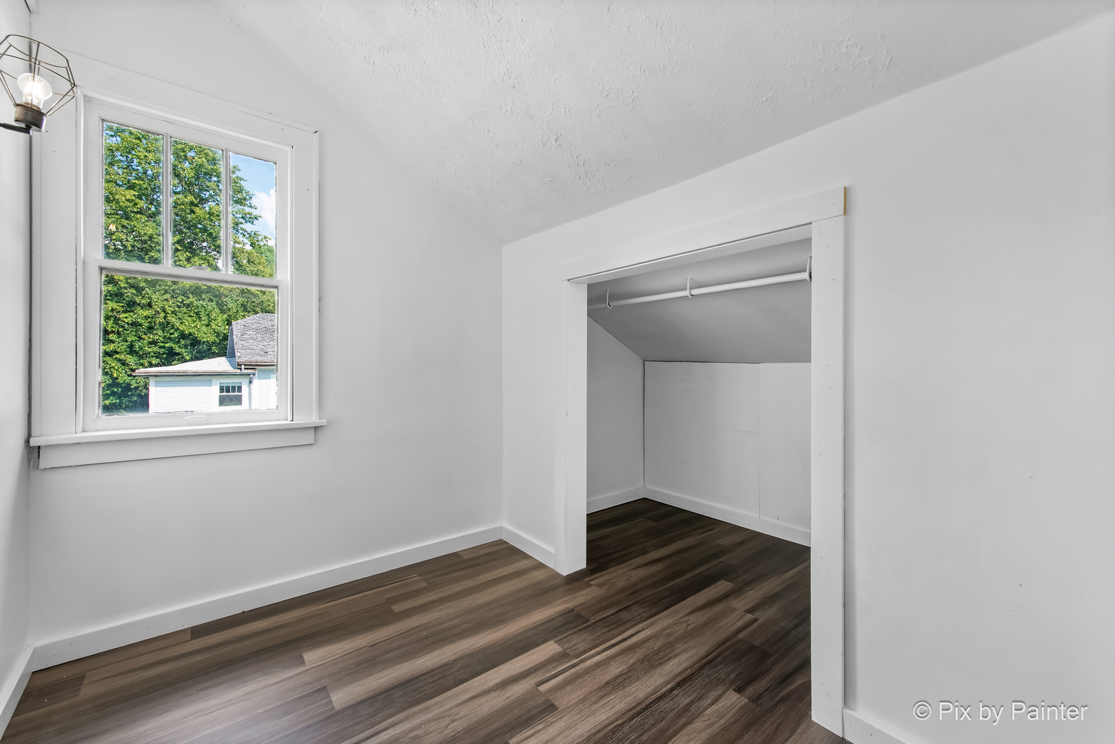 503 N River Road, Fox River Grove, IL 60021