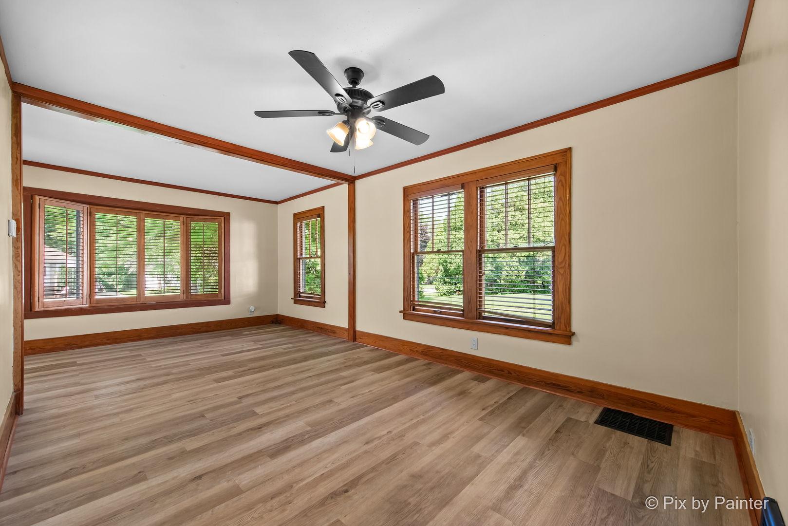 503 N River Road, Fox River Grove, IL 60021