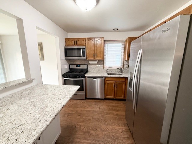 1811 Fox Run Drive #B, Elk Grove Village, IL 60007